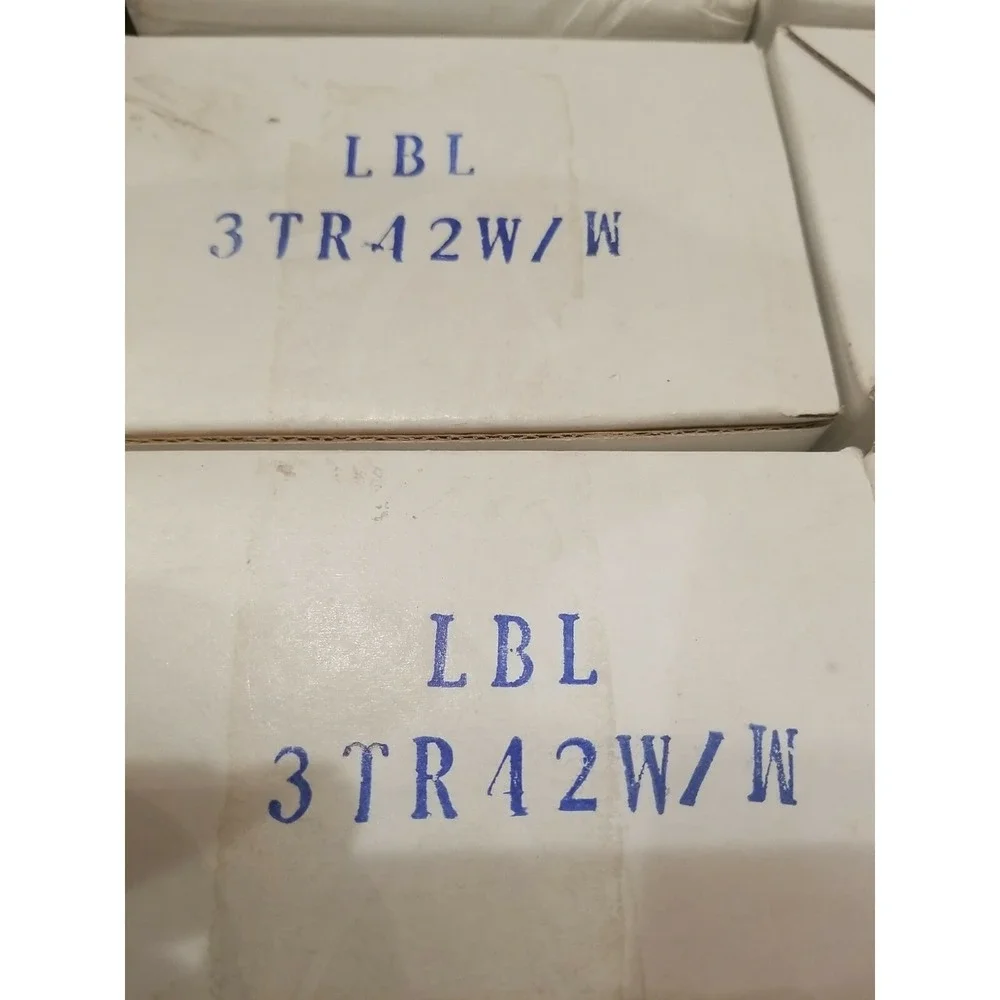 LBL 3TR42W/W Track Lighting - Lot of 6